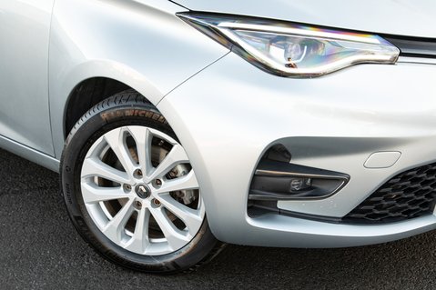 Renault Zoe ICONIC 12