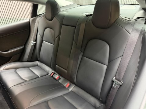 Tesla Model 3 Standard Range Plus Auto RWD 4dr 45