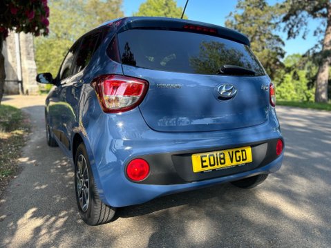 Hyundai i10 PREMIUM 9