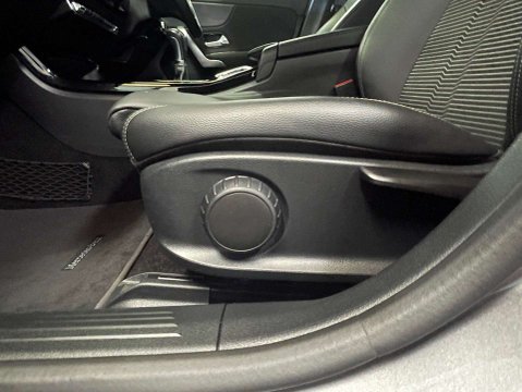 Mercedes-Benz A Class 1.3 A 180 Sport Executive Manual 5dr 39