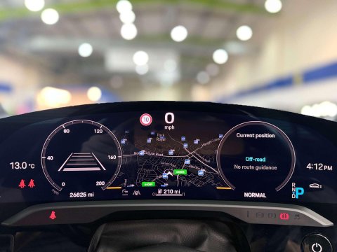 Porsche Taycan Performance Plus 93.4kWh Turbo S Saloon 4dr Electric Auto 4WD (761 ps) 28