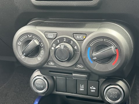 Suzuki Ignis 1.2 Dualjet 12V Hybrid SZ-T 5dr 28