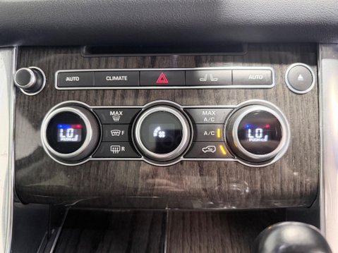 Land Rover Range Rover Sport 3.0 SD V6 HSE Auto 4WD Euro 6 (s/s) 5dr 25