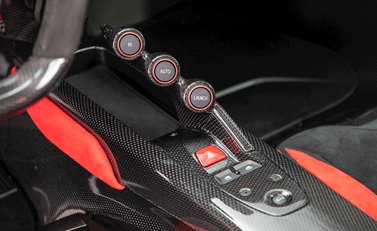 Ferrari LaFerrari 19