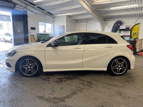 Mercedes-Benz A Class 2.1 A220 CDI AMG Night Edition 7G-DCT Euro 6 (s/s) 5dr 5