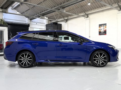 Toyota Corolla GR SPORT 6