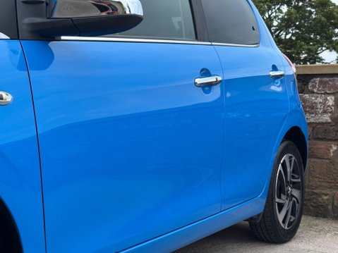 Peugeot 108 1.2 PureTech Feline Euro 6 5dr 8