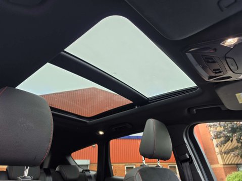 Ford Kuga 2.0 Kuga ST-Line Edition TDCi 4x4 Auto 4WD 5dr 33