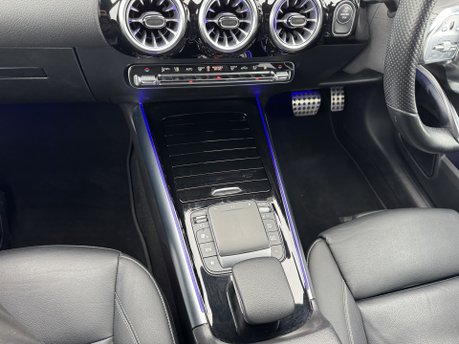 Mercedes-Benz GLA Class GLA 250e Exclusive Edition Premium Petrol Hybrid Auto PARKTRONIC/NAV/VAT Q 13