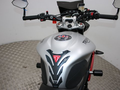 Triumph Street Triple STREET TRIPLE RX 675 29