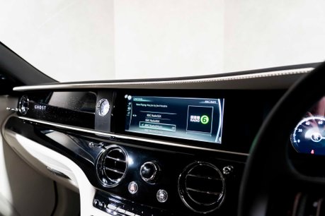Rolls-Royce Ghost V12. FULL PPF. STARLIGHT. H, C & M SEATS. REAR ENTERTAINMENT. HUD. 63