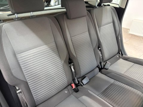 Ford C-Max 2.0 TDCi Titanium Powershift Euro 6 (s/s) 5dr (Nav) 14