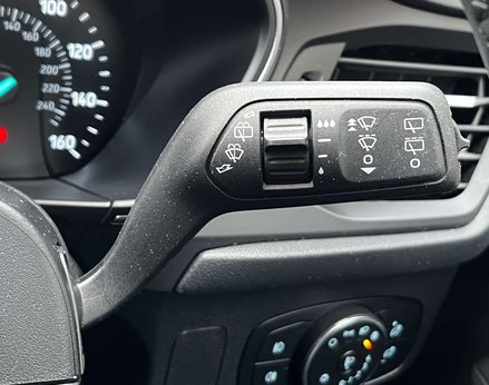 Ford Focus 1.5 Focus Titanium Auto 5dr 64