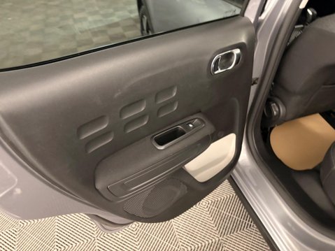 Citroen C3 1.2 PureTech Flair Plus Euro 6 (s/s) 5dr 29