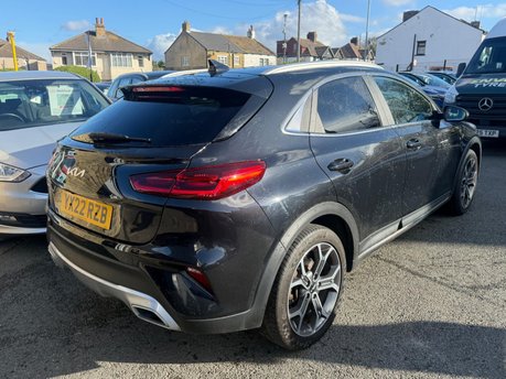 Kia Xceed CONNECT ISG 7