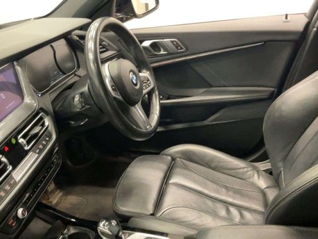 BMW 1 Series 1.5 118i M Sport Auto 5dr 4