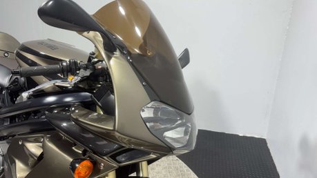 Aprilia SL1000 Falco 2004 ONLY 22K RUNS AND RIDES GREAT NEW MOT 1000CC V TWIN TOURER BIKE 18