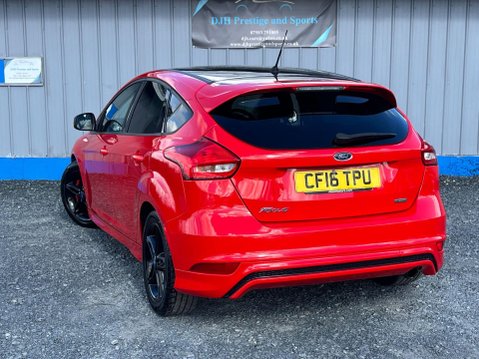 Ford Focus 1.5T EcoBoost Zetec S Red Edition Euro 6 (s/s) 5dr 56