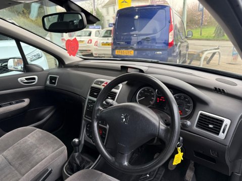 Peugeot 307 1.6 16v SE 5dr (a/c) 14