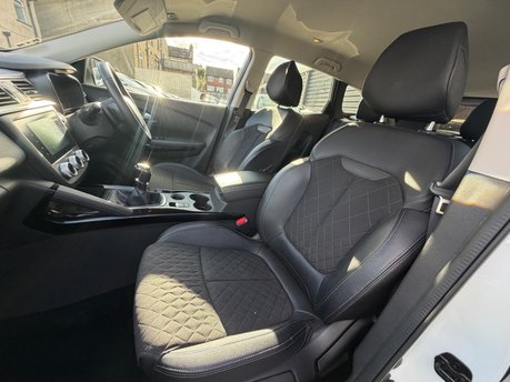 Renault Kadjar ICONIC TCE 12