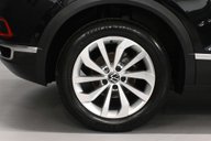 Volkswagen T-Roc 1.5 T-Roc Style TSI Semi-Auto 5dr 34