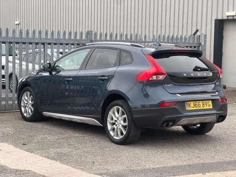 Volvo V40 2.0 V40 Cross Country Professional D3 5dr 6