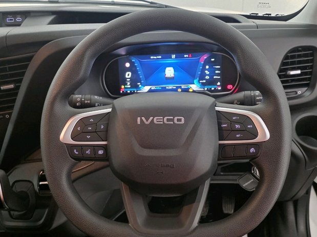 Iveco Daily Daily 35C14 Diesel 2.3 High Roof Business Van 4100L WB Hi-Matic 19