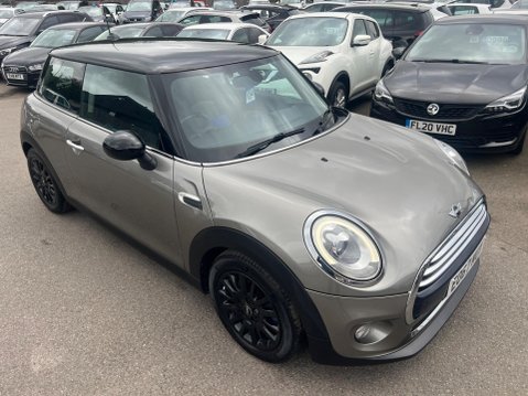 Mini Hatch 1.5 Cooper Euro 6 (s/s) 3dr 8