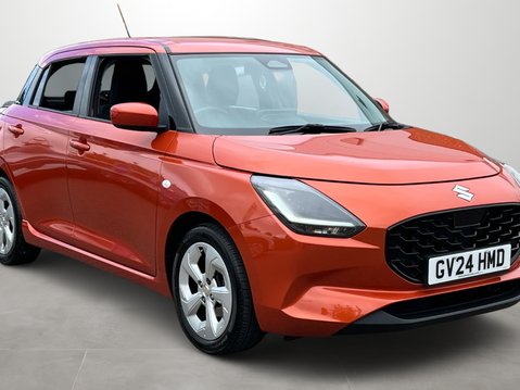 Suzuki Swift 1.2 Mild Hybrid Motion 5dr 1