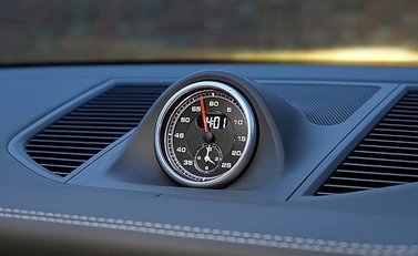 Porsche Macan Turbo 4