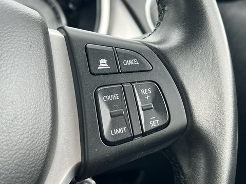 Suzuki Vitara SZ-T BOOSTERJET MHEV 32