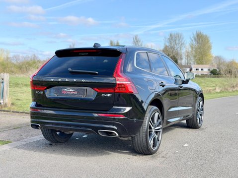 Volvo XC60 2.0 D4 R-Design Pro Auto AWD Euro 6 (s/s) 5dr 8