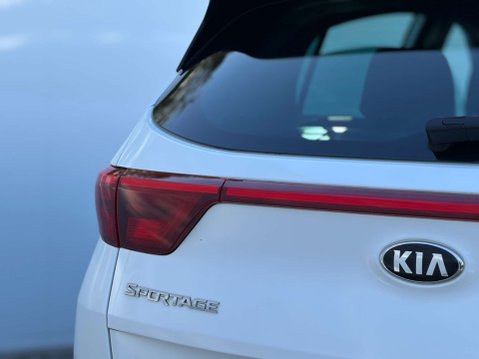 Kia Sportage 1.7 Sportage 2 CRDi ISG 5dr 33