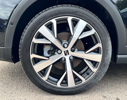 SEAT Arona 1.0 Arona Xperience Luxury EcoTSI Semi-Auto 5dr 12