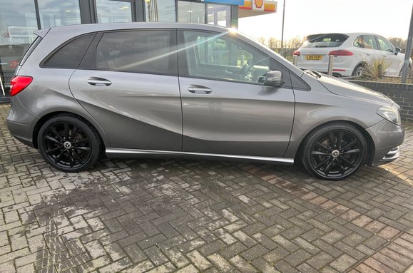 Mercedes-Benz B Class B180 1.8 CDI BLUEEFFICIENCY SPORT AUTO 6