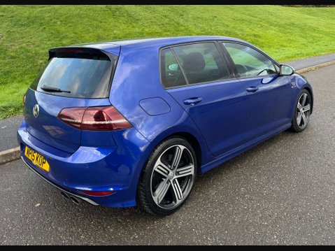 Volkswagen Golf 2.0 Golf R DSG 4WD 5dr 4