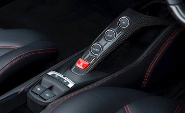 Ferrari 488 Spider 18