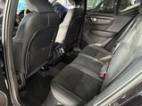Volvo XC40 2.0 B4 MHEV Plus Black Edition DCT Auto Euro 6 (s/s) 5dr 10