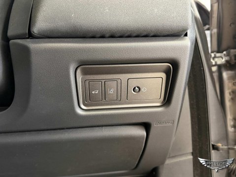 Land Rover Range Rover Evoque 2.0 eD4 SE Tech FWD Euro 6 (s/s) 5dr 58