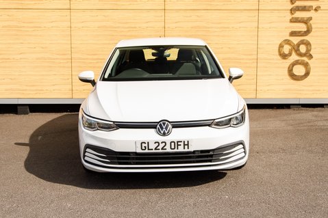 Volkswagen Golf LIFE TSI 5