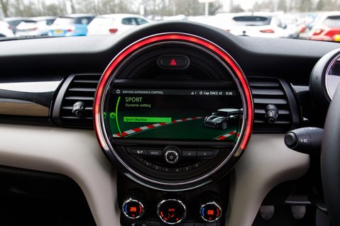 Mini Hatchback 1.5 Cooper II 5dr 28