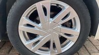 Toyota Aygo 1.0 VVT-i x-pression Hatchback 5dr Petrol x-shift Euro 6 (68 ps) 28