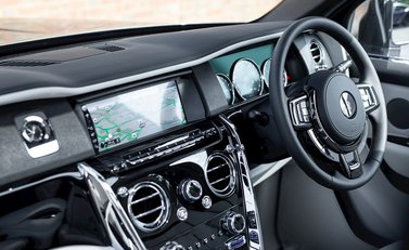 Rolls-Royce Cullinan 17
