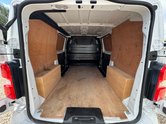 Vauxhall Vivaro SWB L1H1 [SOLD SM] Low Roof Pro F2700 Air Con Nav Sensors EURO 6 9