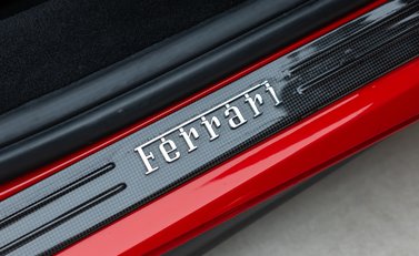 Ferrari 488 SPIDER 26