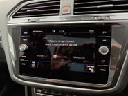 Volkswagen Tiguan R-LINE TECH TSI EVO DSG 20