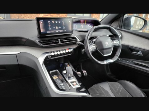 Peugeot 3008 PURETECH S/S GT PREMIUM 12
