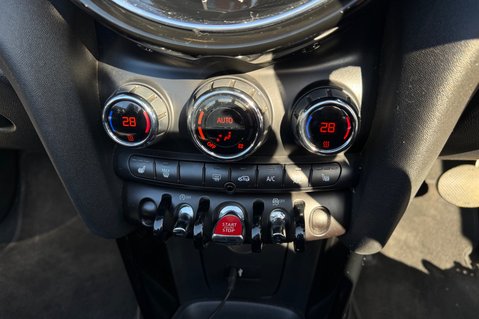 Mini Convertible COOPER…CONVERTIABLE…AUTOMATIC …FULL MINI HISTORY…SAT NAV.. 15