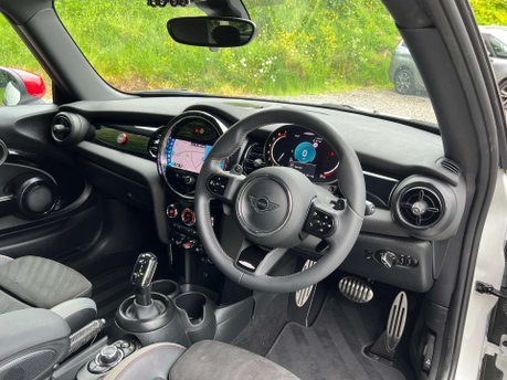 Mini Hatch 2.0 John Cooper Works Auto 3dr 16
