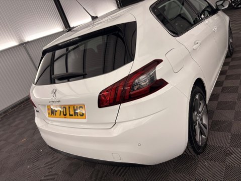 Peugeot 308 1.2 PureTech GPF Allure Euro 6 (s/s) 5dr 46
